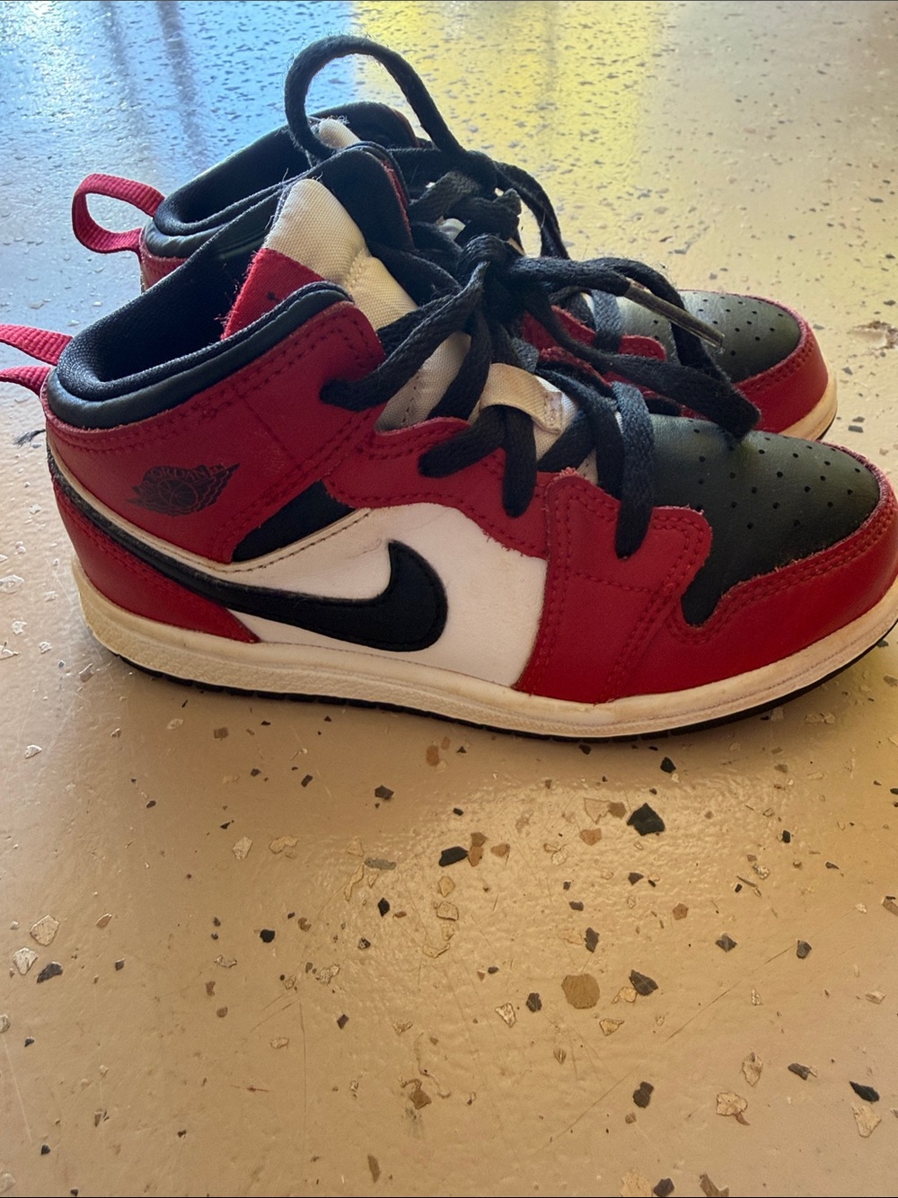 Air Jordan 1 Mid TD 'Chicago Black Toe' Toddler 10C